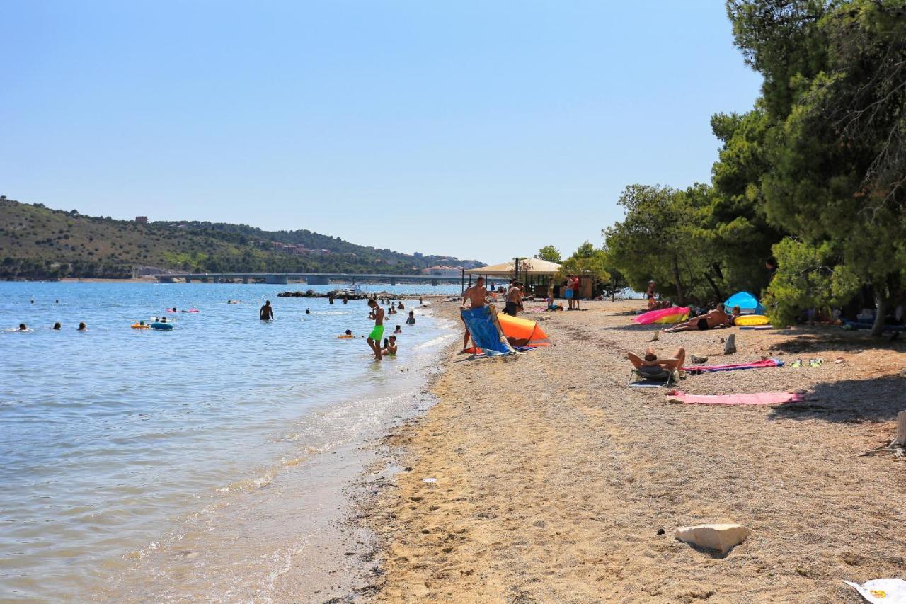 Apartments By The Sea Trogir - 21215 Esterno foto