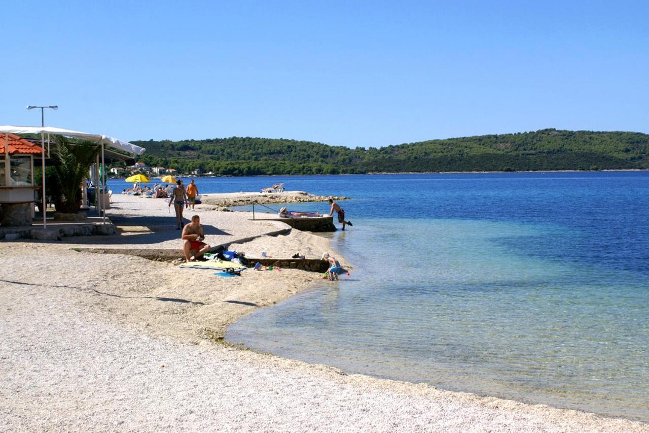 Apartments By The Sea Trogir - 21215 Esterno foto